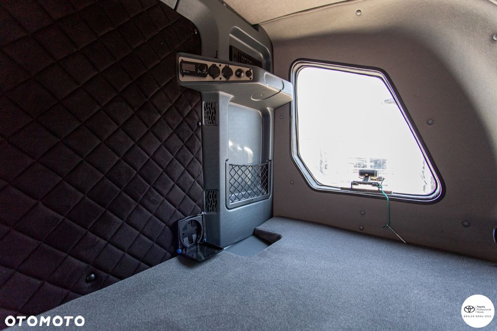 Toyota Proace MAX - 18