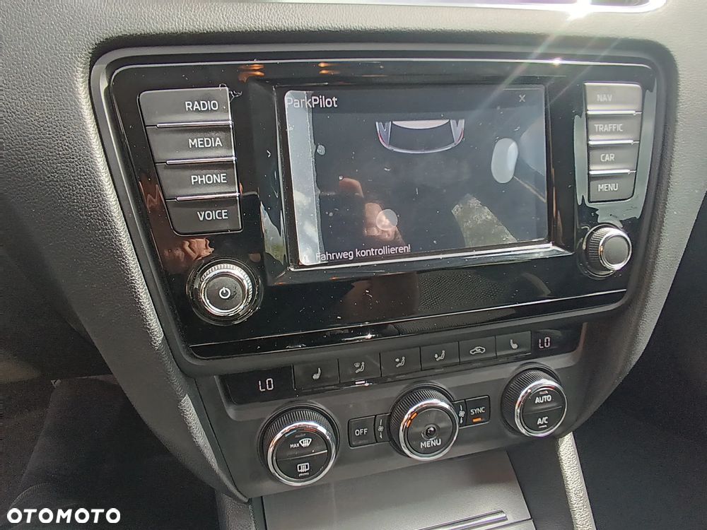 Skoda Octavia 1.6 TDI Green tec DSG Edition - 14