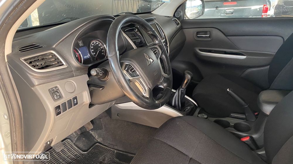 Mitsubishi L200 Pick Up 4x4 S&S Club Cab Diamant Edition - 18