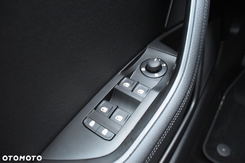 Skoda Superb 2.0 TSI Style DSG - 27