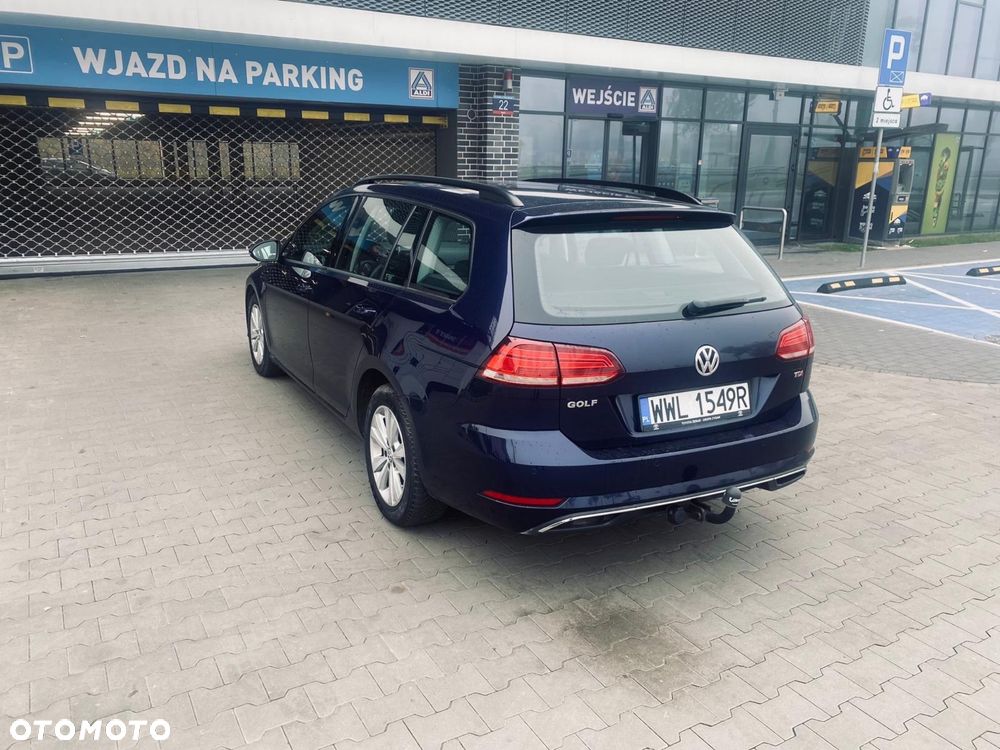 Volkswagen Golf - 3