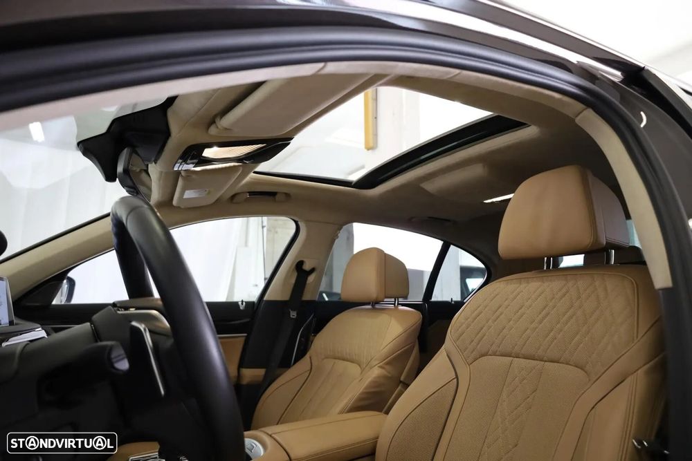 BMW 740 d xDrive Auto - 24