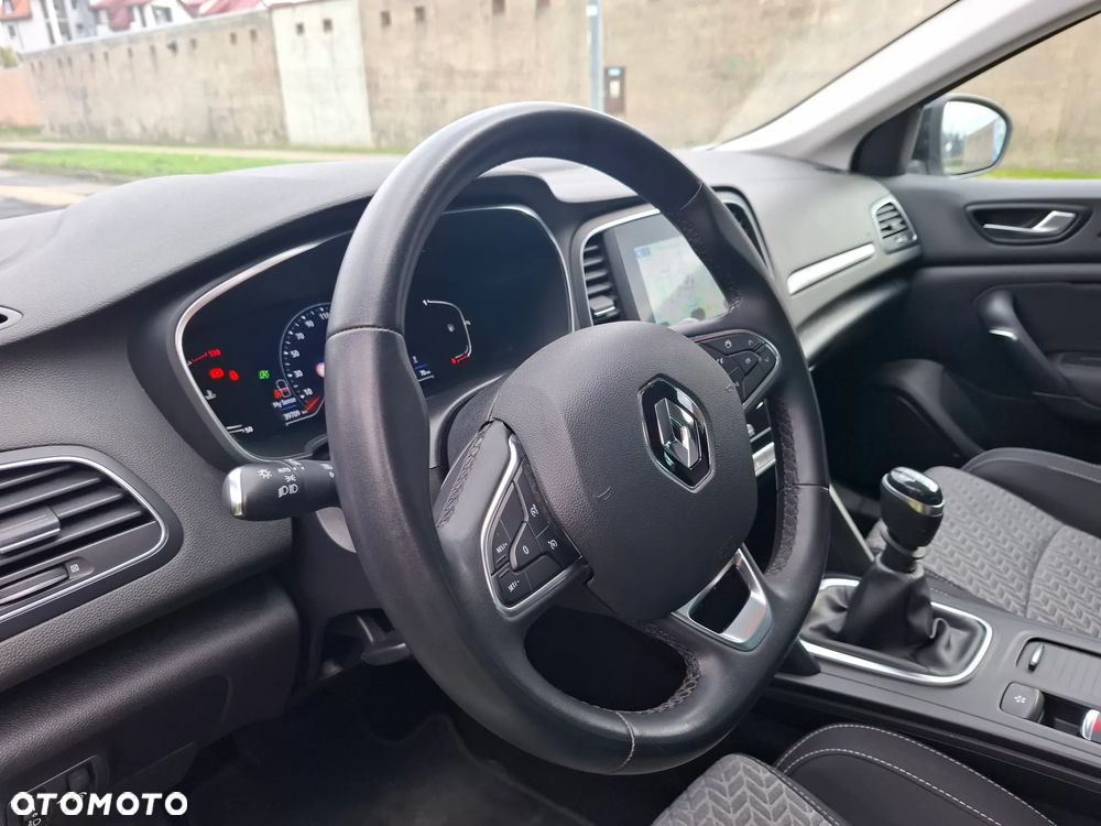 Renault Megane 1.5 Blue dCi Intens - 8