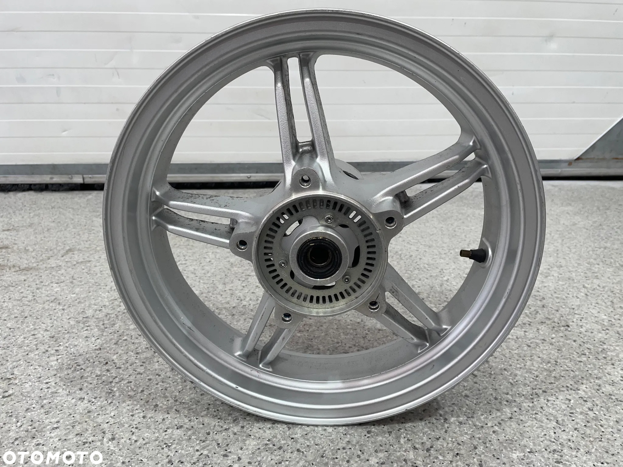 koło felga przód Suzuki Burgman 650 (nr 1102) - 5