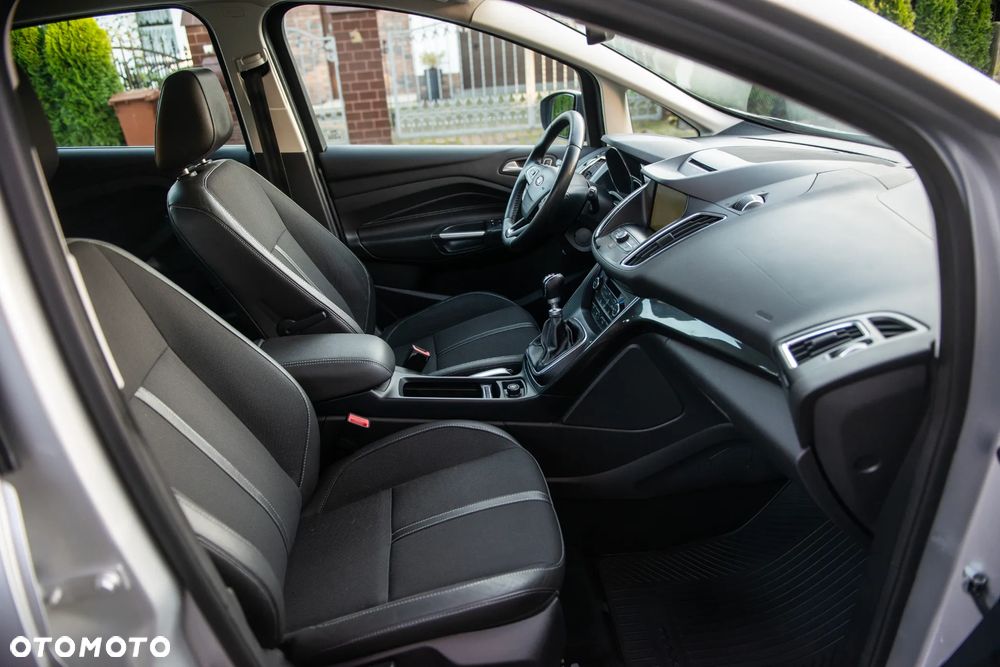 Ford C-MAX Diesel Titanium - 26