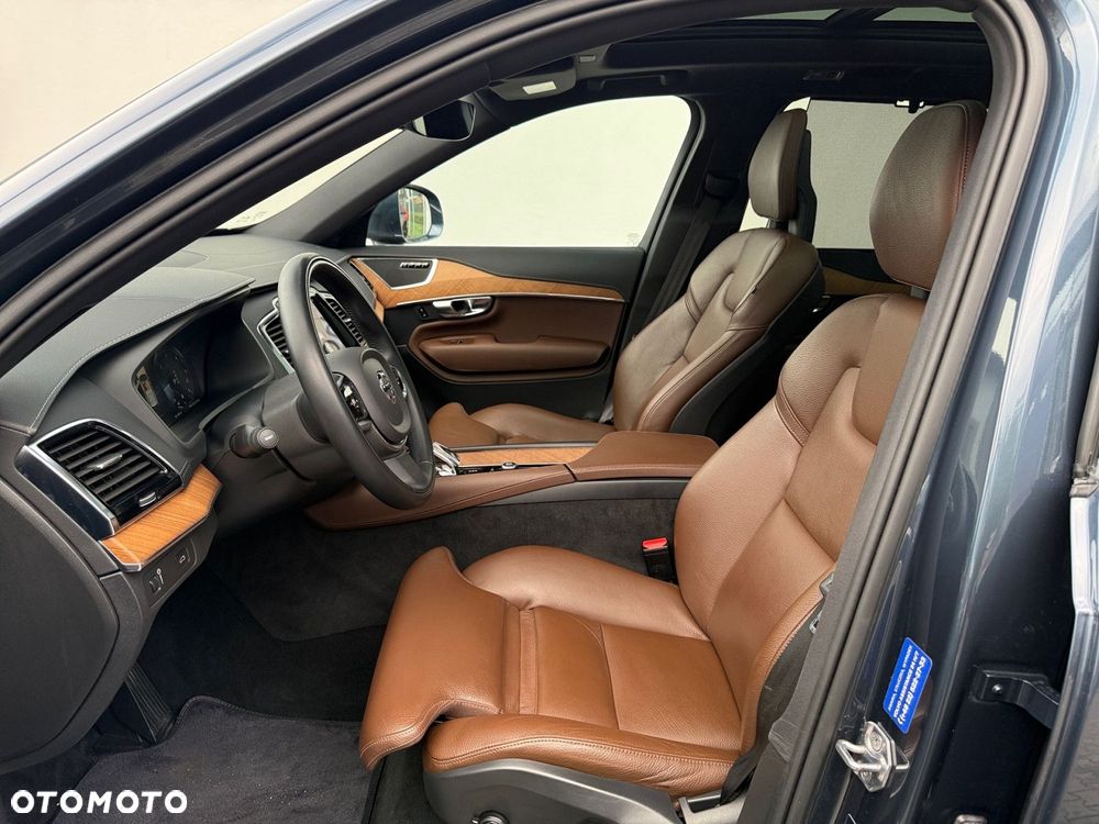 Volvo XC 90 - 12