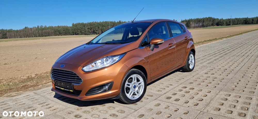 Ford Fiesta 1.0 Champions Edition - 10