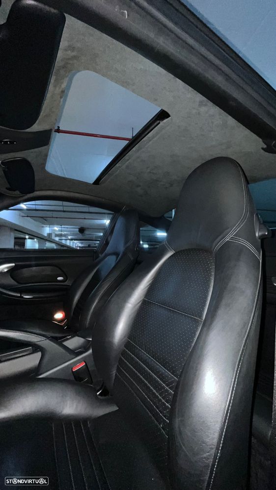 Porsche 911 (996) Carrera - 21