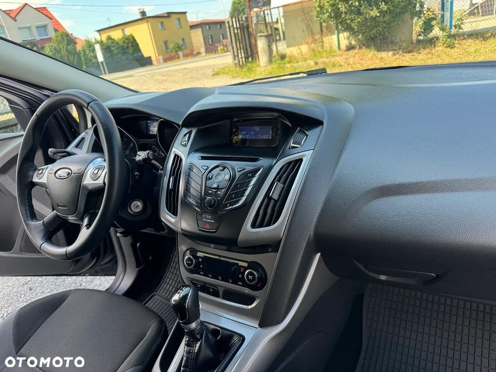 Ford Focus - 28