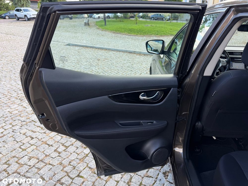 Nissan Qashqai 1.2 DIG-T Tekna+ - 24