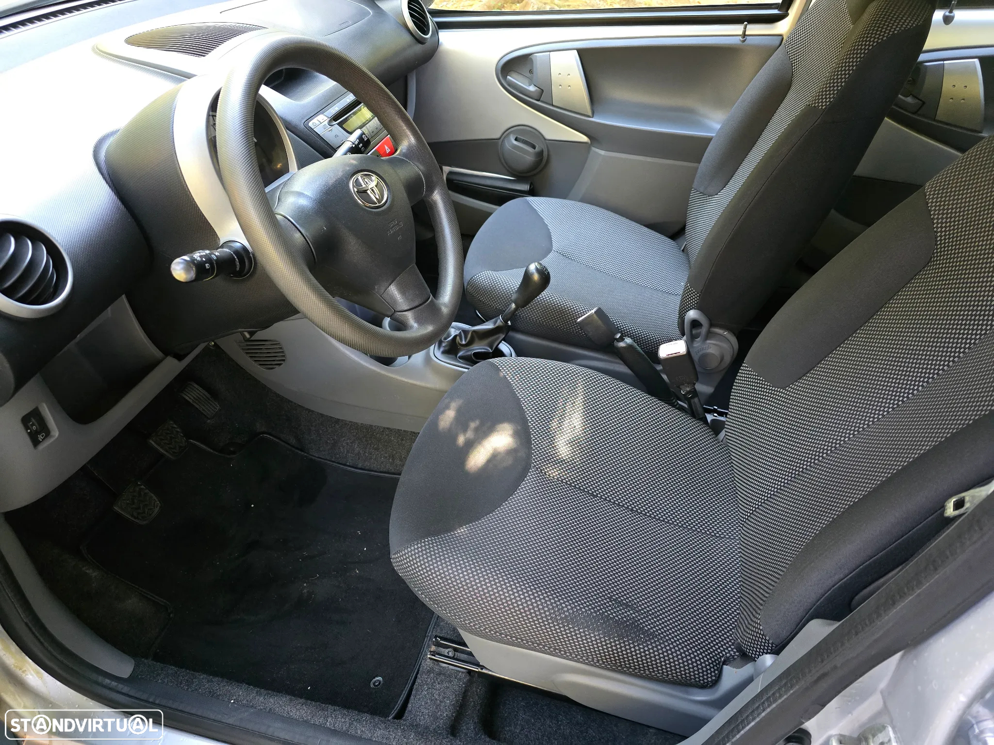 Toyota Aygo 1.0 + AC - 17
