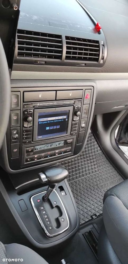 Volkswagen Sharan 2.0 Automatik Highline - 13