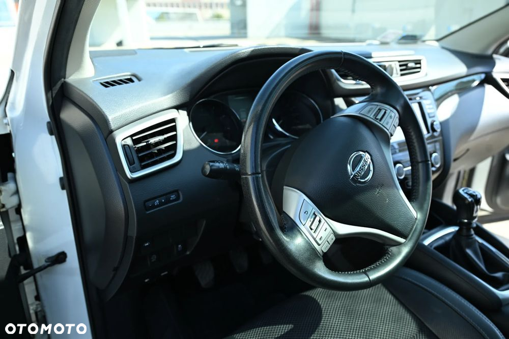 Nissan Qashqai 1.6 DIG-T Tekna - 12