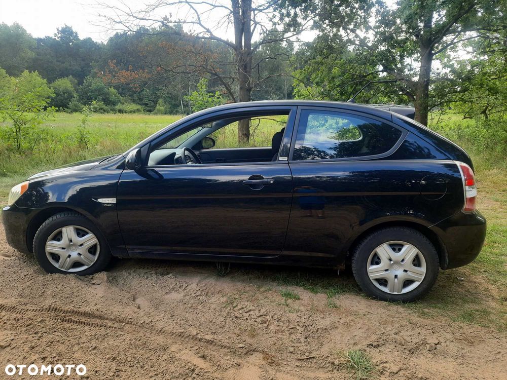 Hyundai Accent - 7