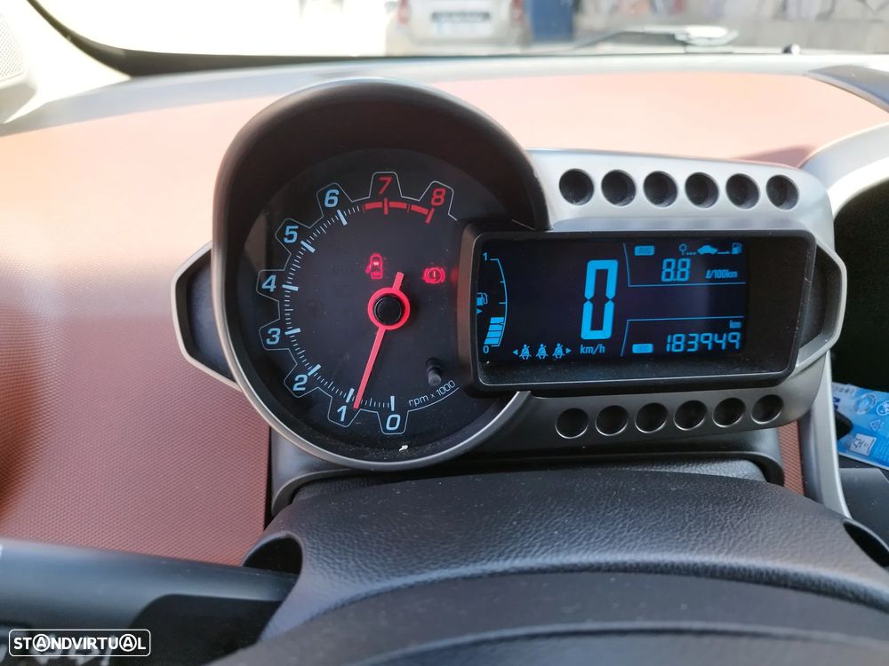 Chevrolet Aveo 1.2 LS Bi-Fuel - 10