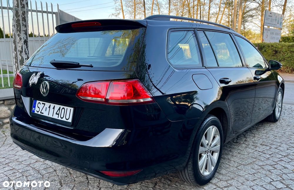 Volkswagen Golf 1.6 TDI DPF BlueMotion - 7