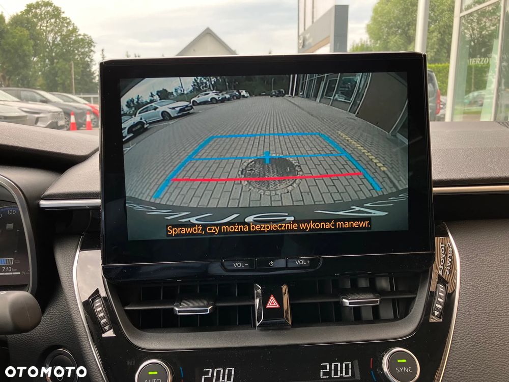 Toyota Corolla 1.8 Hybrid Comfort - 24