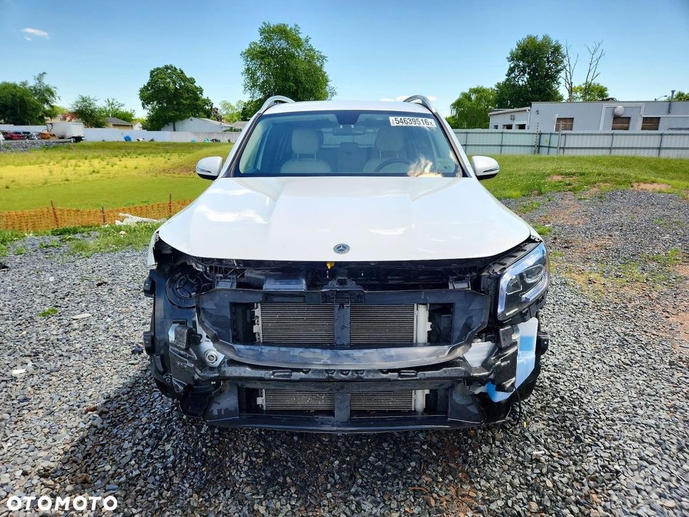 Mercedes-Benz GLB - 5
