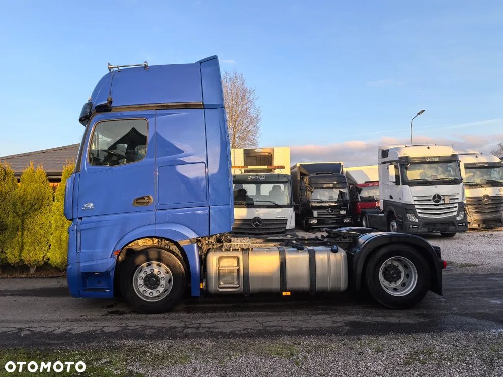 Mercedes-Benz Actros 1845 LS * GigaSpace * Bi-Xenon * MirrorCam * Klima postojowa * Zbiorniki 1250l * - 3