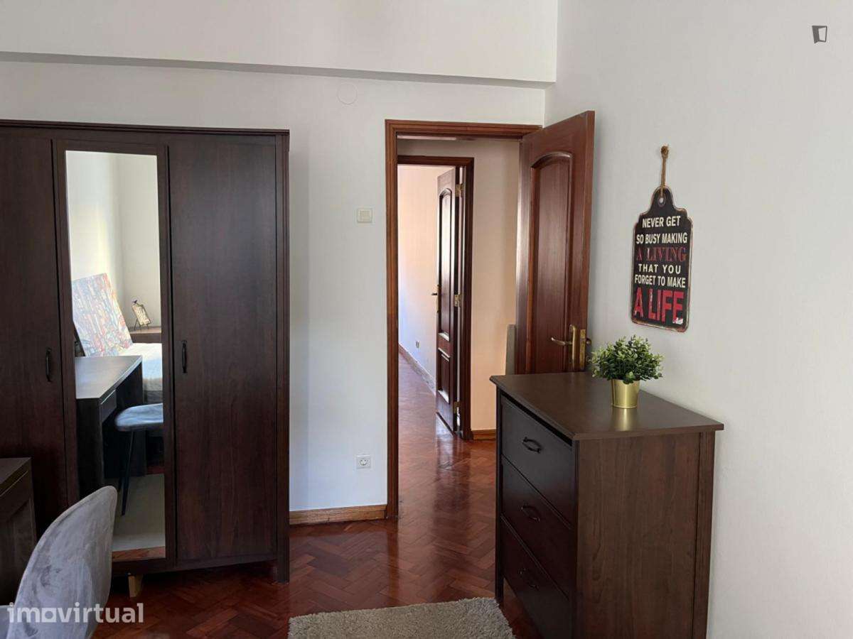 Apartamento com 3 quartos - localizado em Lisbon - Grande imagem: 4/11