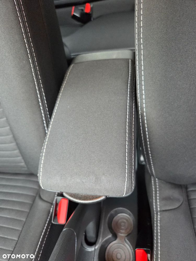 Renault Clio Energy TCe 90 Start & Stop Luxe - 29