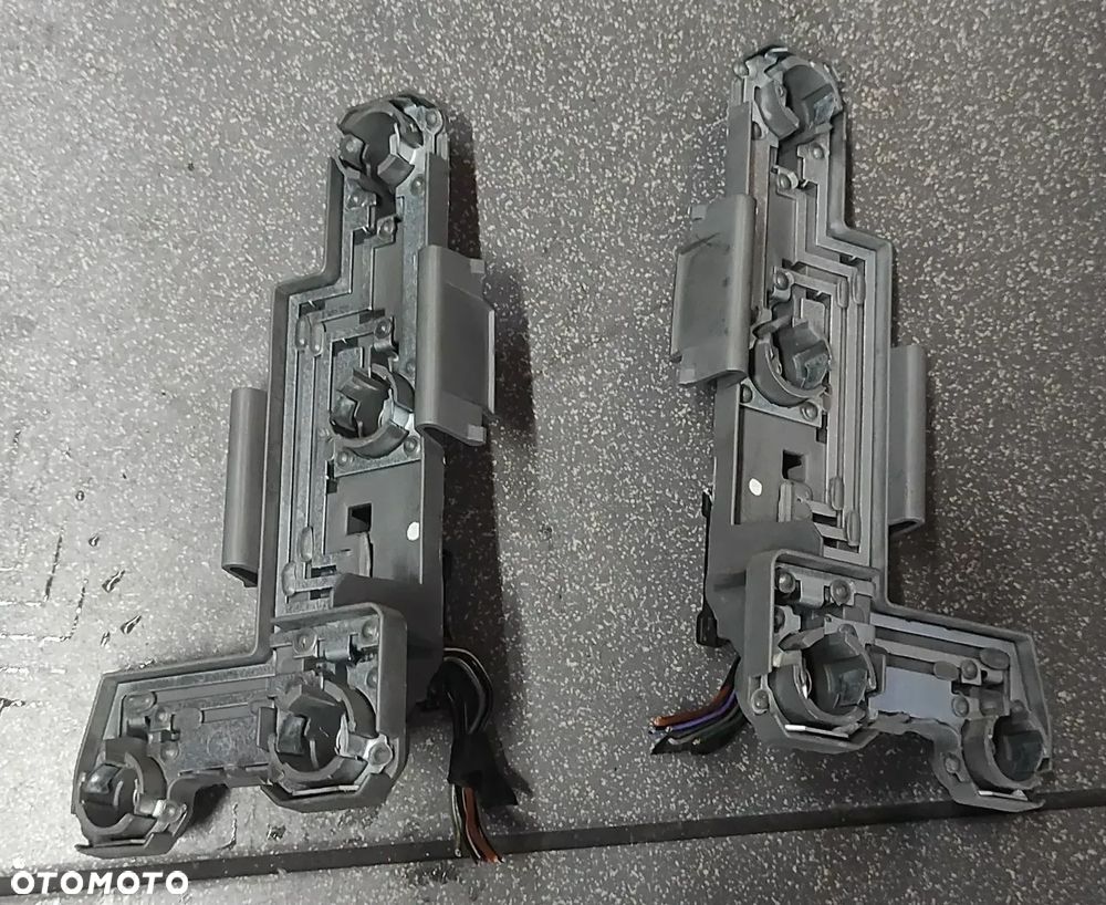 VW GOLF 5 6 KOMBI 1K9 WKŁAD TYLNEJ LAMPY LEWY PRAWY ORYGINAŁ WYSYŁKA !!!! - 1