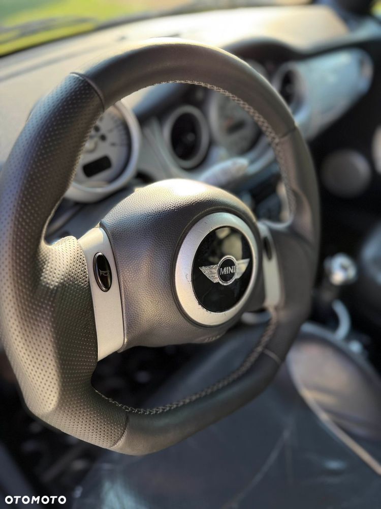 MINI Cooper Seven - 5