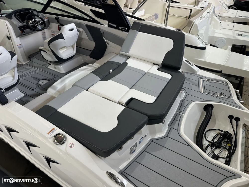 Chaparral 21 SSI OB - 9