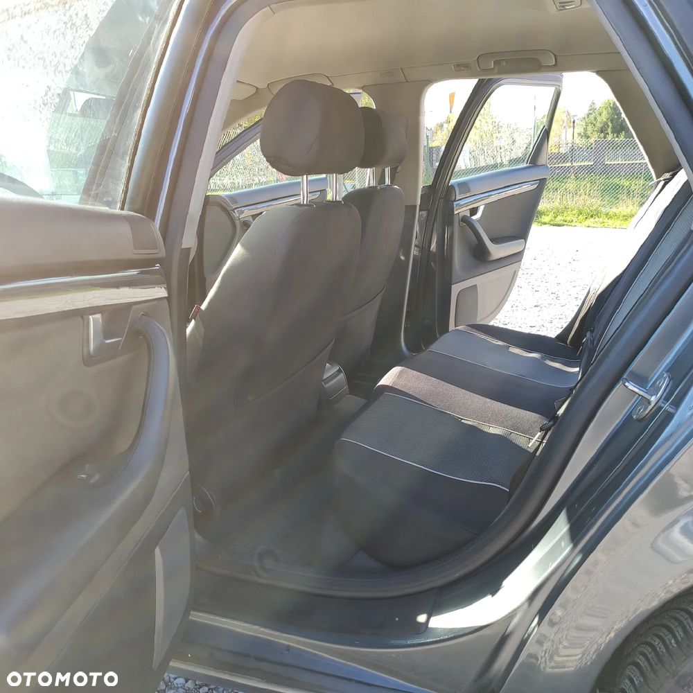 Audi A4 Avant 1.9 TDI - 10