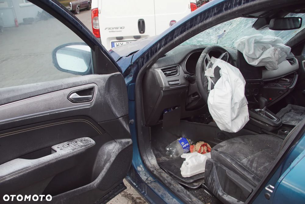 Auto na części - Renault Arkana Lift 1.3 TCE 140 KM H5H490 DW5007 TERRF 2024R Silnik Skrzynia Drzwi Błotnik Zderzak Klapa Lampa Lusterko Klamka Szyba Deska Kokpit Sterownik Moduł Czujnik Licznik Wyświetlacz Panel Kierownica - 10