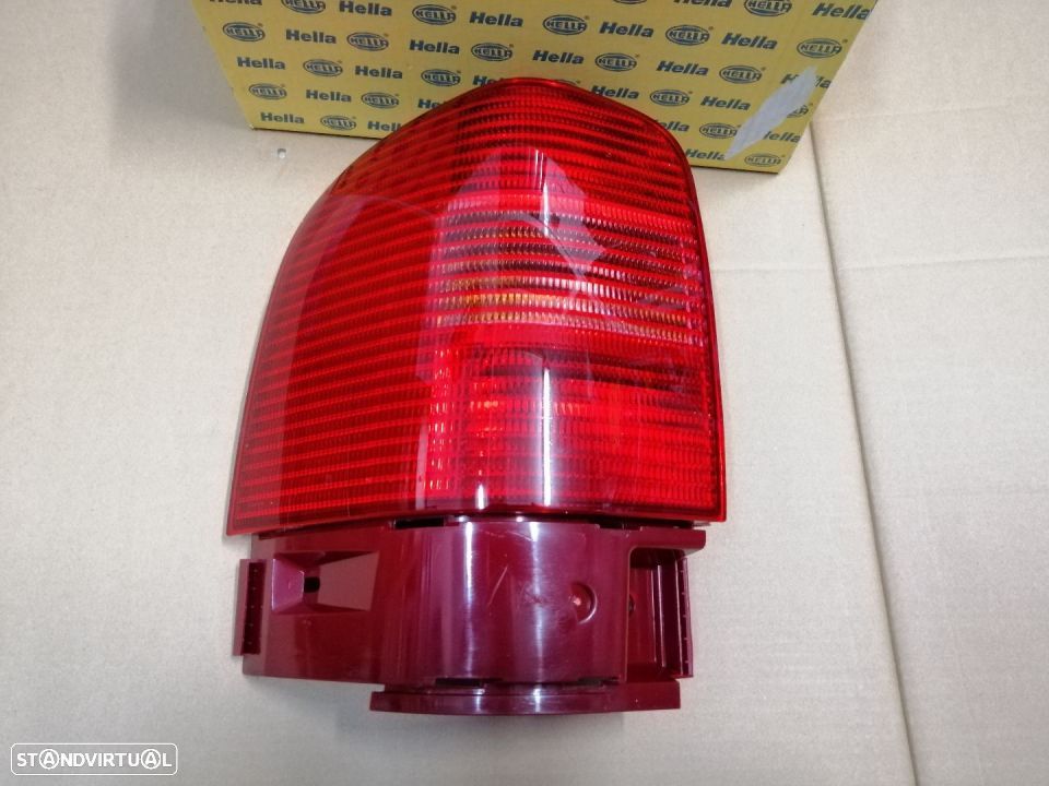 Farolim de trás esquerdo Vw Sharan e Seat Alhambra 2001- NOVOS - 1