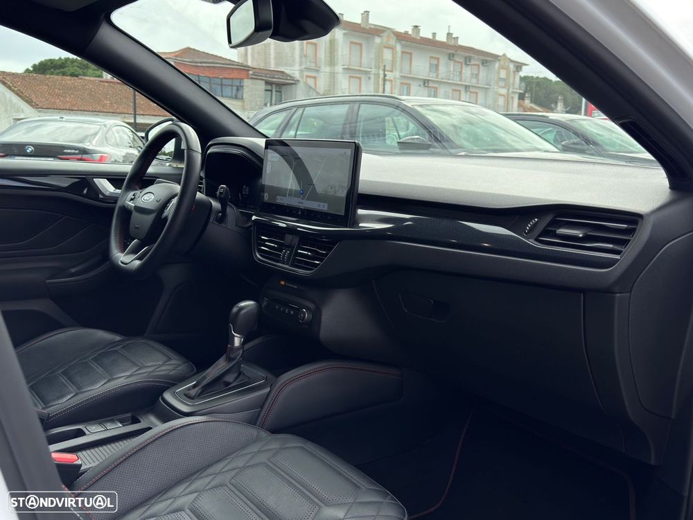 Ford Focus 1.0 EcoBoost MHEV ST-Line X Aut. - 14