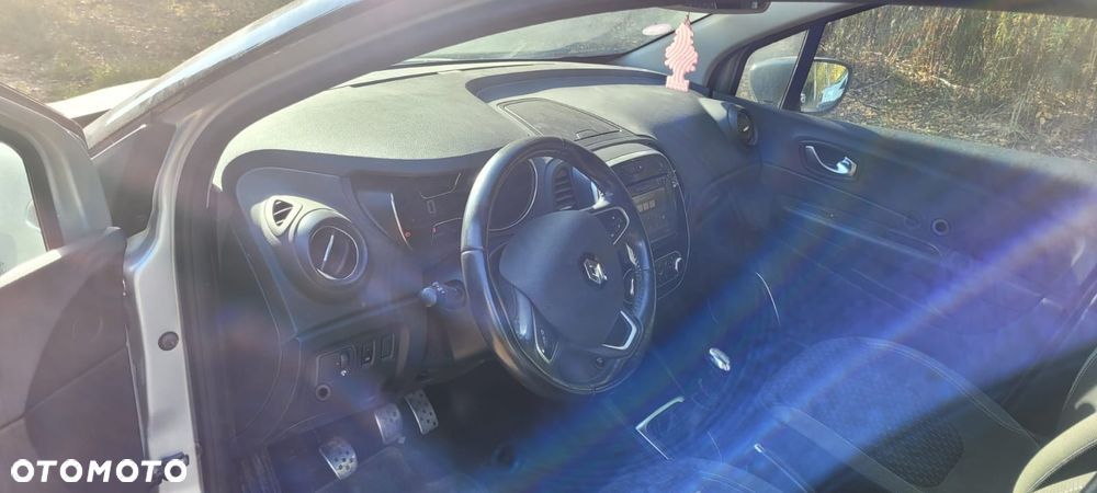 Renault Captur - 10