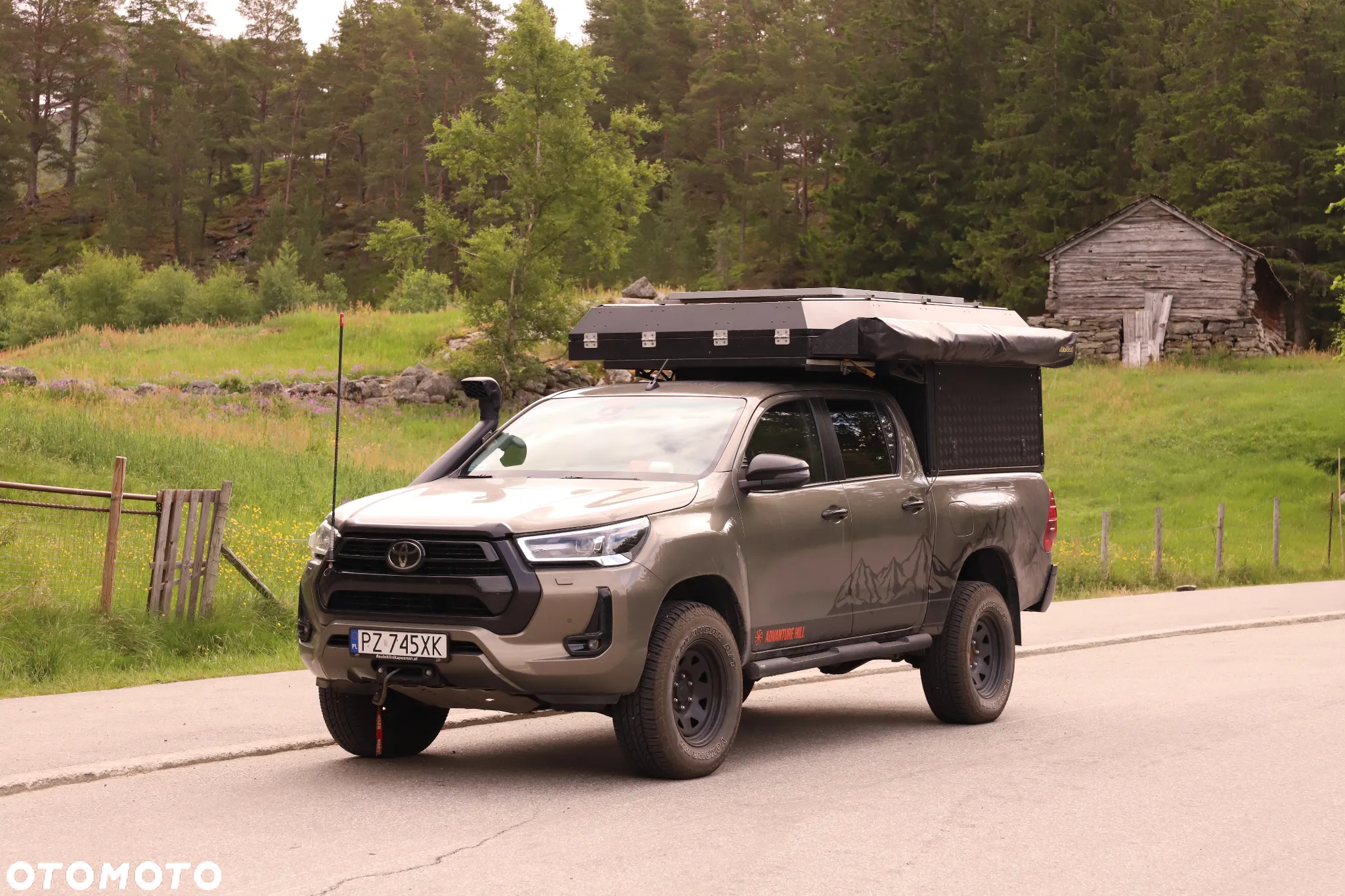 Toyota Hilux 2.8 D-4D Double Cab SR5+ 4x4 - 5
