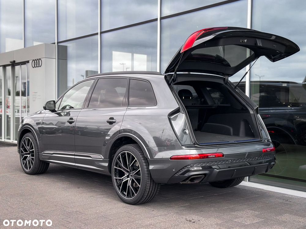 Audi Q7 - 8