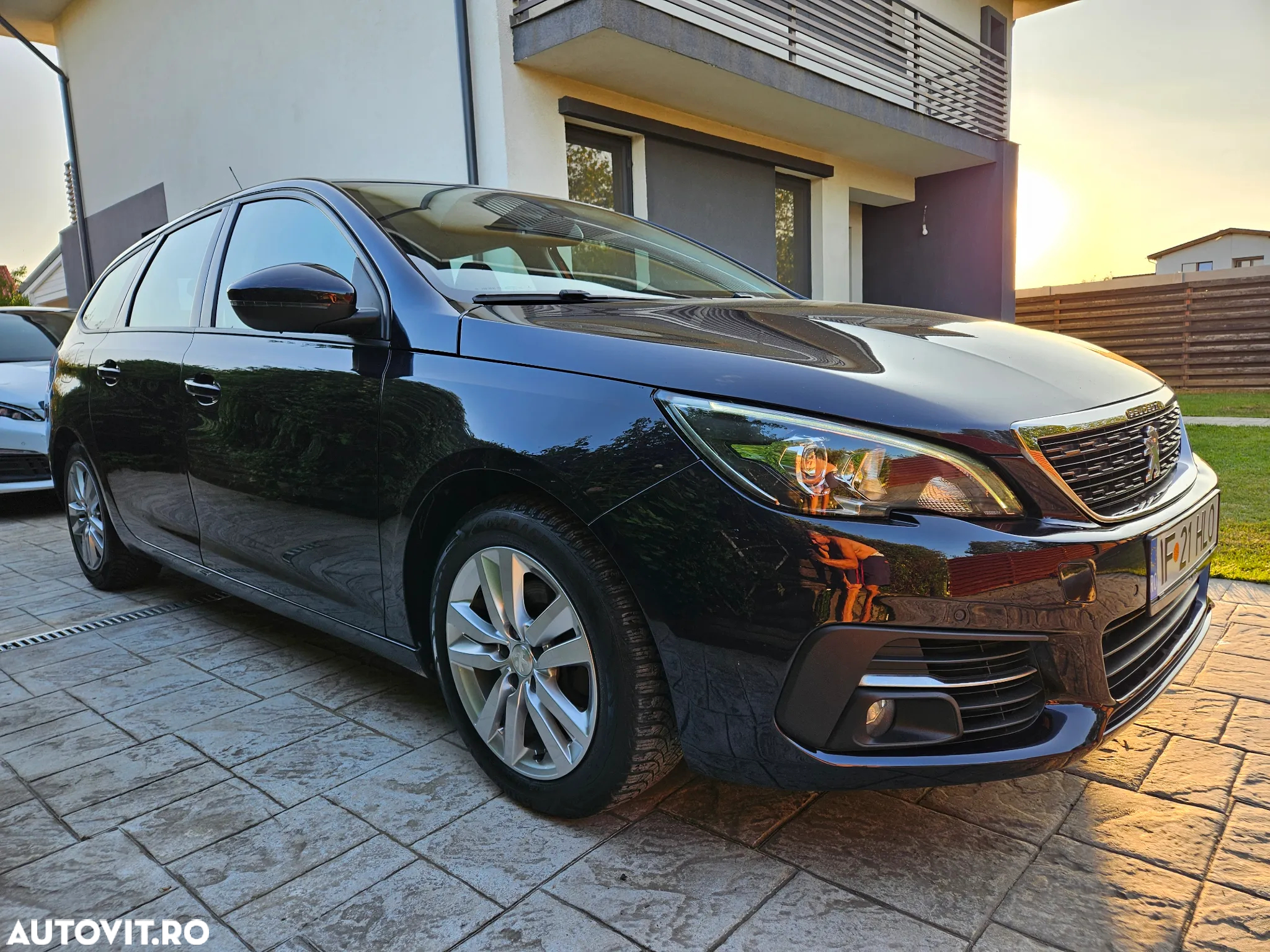Peugeot 308 SW 1.6 BlueHDi FAP STT Active - 5