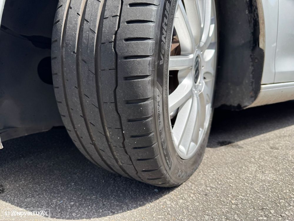 VW Jetta 2.0 TDI Sportline - 22