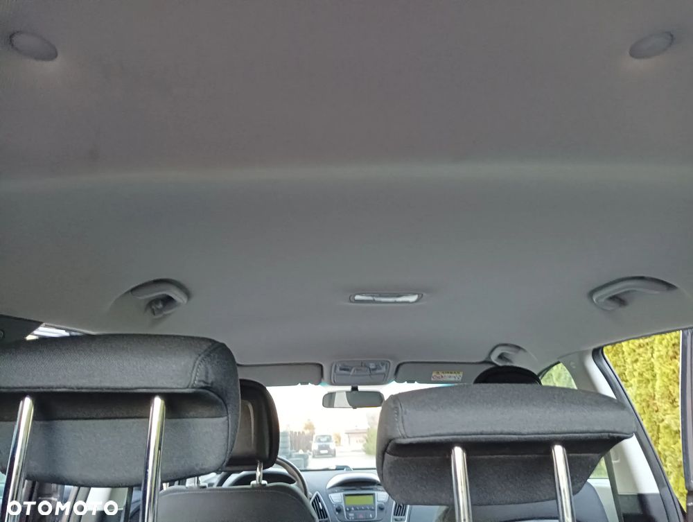 Hyundai ix35 2.0 4WD Style - 19