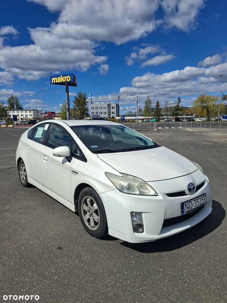 Toyota Prius 1.8 HSD Luna - 3