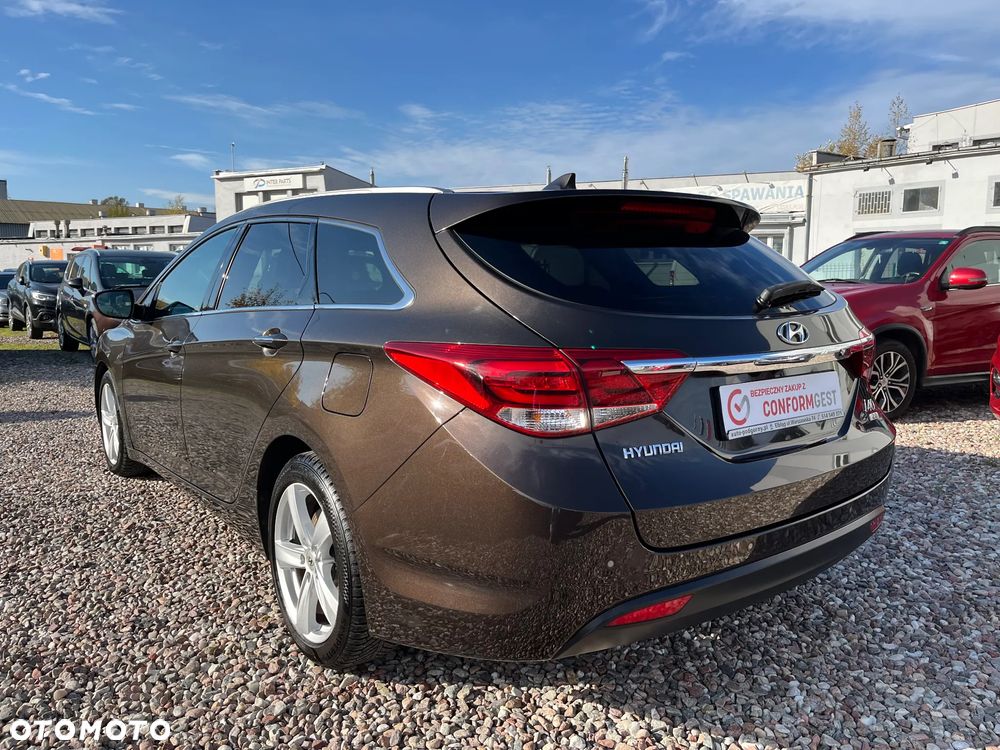 Hyundai i40 Kombi 2.0 Automatik Family+ - 7