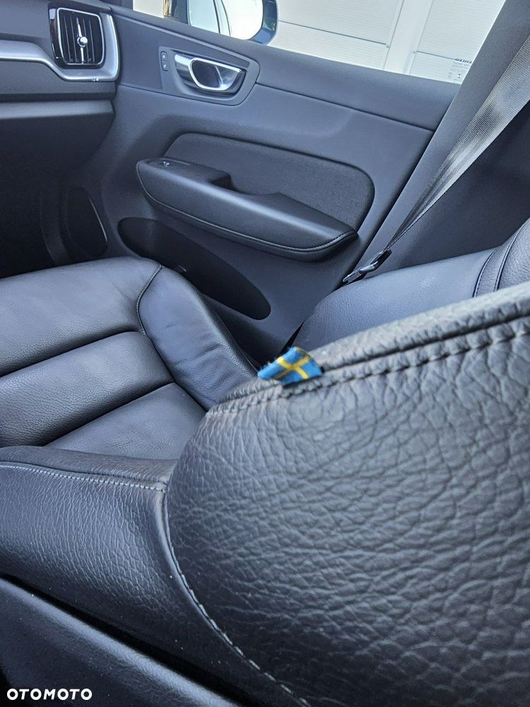 Volvo XC 60 - 25