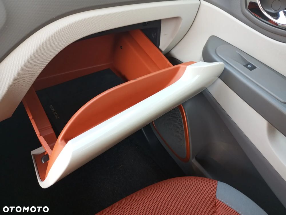 Renault Captur - 19