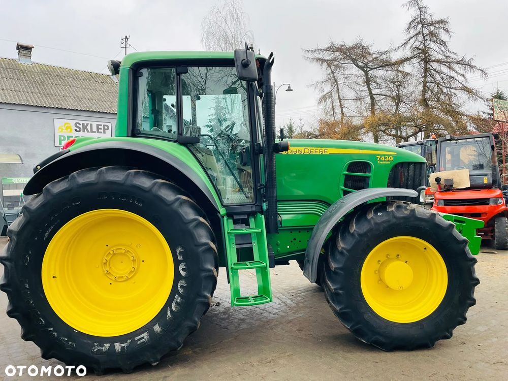 John Deere 7430 - 5