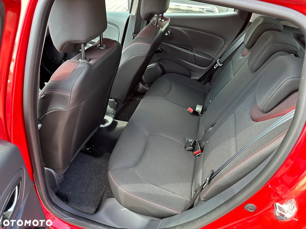 Renault Clio - 20