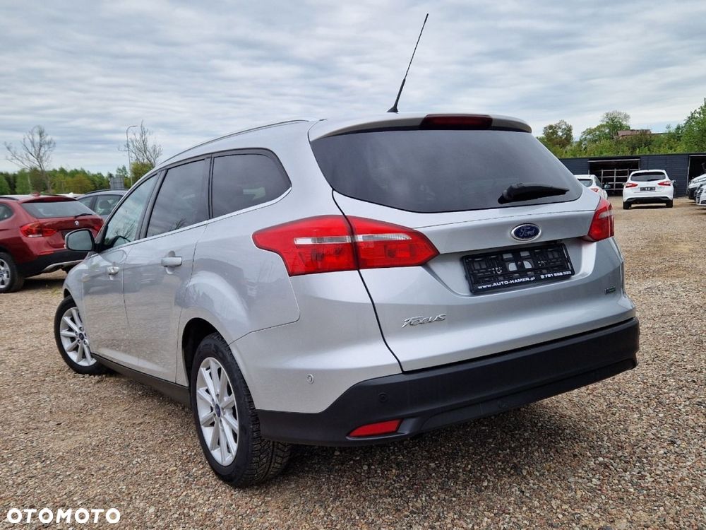 Ford Focus 1.0 EcoBoost Titanium - 3