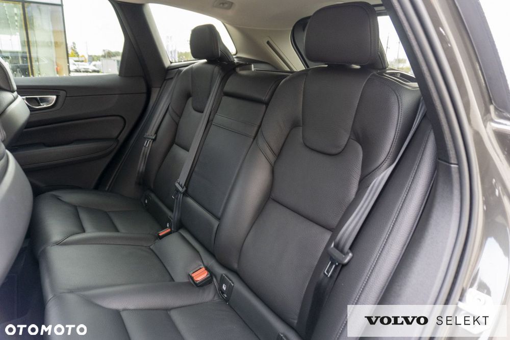 Volvo XC 60 - 18