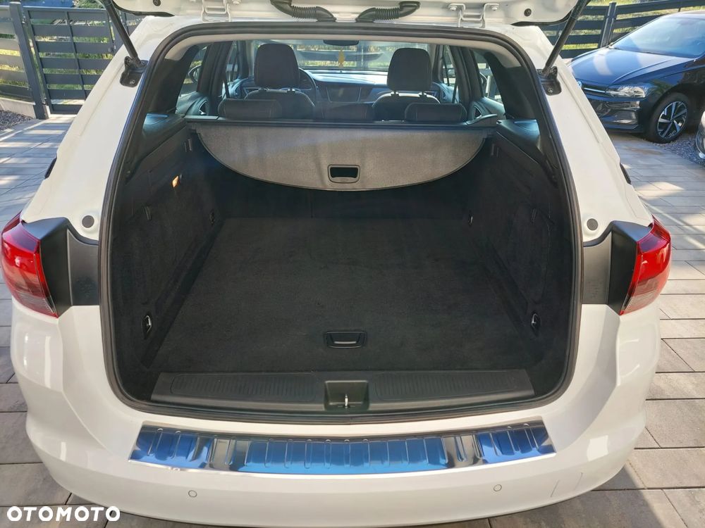Opel Astra 1.4 Turbo Sports Tourer Innovation - 25