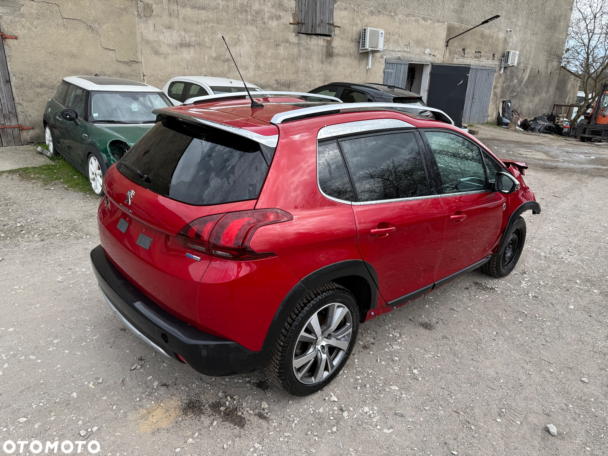 Peugeot 2008 - 4