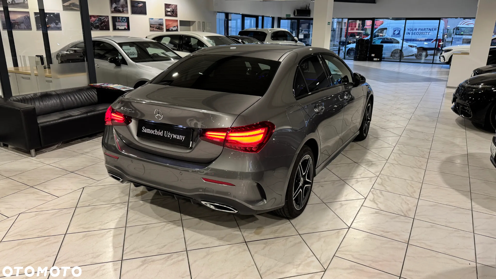 Mercedes-Benz Klasa A 250 e PHEV AMG Line 8G-DCT - 5
