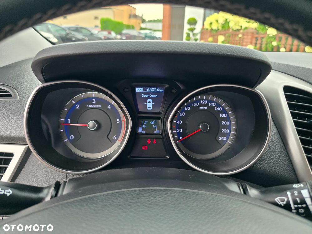 Hyundai i30 - 24